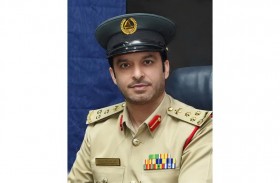 شرطة دبي تدعو إلى توخي الحيطة والحذر أثناء الضباب