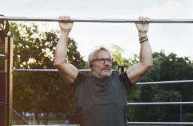 «سلاح سري جديد» لمكافحة شيخوخة الرجال يثير جدلا واسعا!