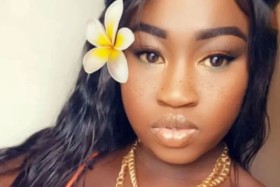 يطعن امرأة 16 مرة ويُلقي بجثتها في البحر