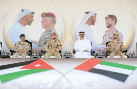 خالد بن محمد و ولي عهد الأردن يشهدان تمريناً عسكرياً تعبوياً مشتركاً بين البلدين 