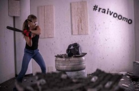 قاعة للتنفيس عن الغضب الناجم عن كورونا 