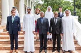 شخبوط بن نهيان يلتقي رئيس سيشل 