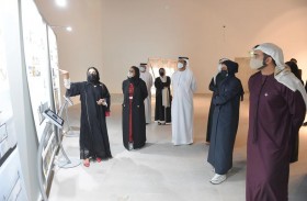 نورة الكعبي تشيد بمهارات الطالبات وتطلعهن لتحقيق الأهداف الوطنية   