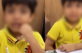 تجاهلت استغاثة ابنها المريض لتصوير فيديو