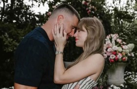 تايلور سويفت تكشف كواليس عرض الزواج من ترافيس كيلسي