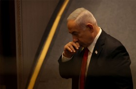 «تهرّب» من الصحفيين.. نتنياهو يواجه انتقادات بسبب زيارة المجر