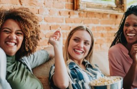 هل المجاملات المبالغ فيها تجعلك غير صادق؟