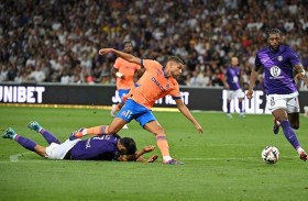 مرسيليا ونانت يتصدران بطولة فرنسا مؤقتا 