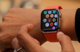 توصية بحظر بعض نماذج ساعة «آبل» 