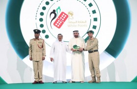 عبد الله المري وخلف الحبتور يكرمان الرعاة والشركاء الاستراتيجيين لنظام النقاط البيضاء