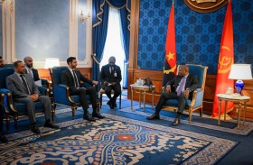 رئيس جمهورية أنغولا يستقبل شخبوط بن نهيان