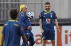 أنشيلوتي مطالب بالفوز في ظهوره الأول على الأراضي البرازيلية 