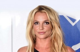 والد بريتني سبيرز يقاضيها بتهمة التشهير