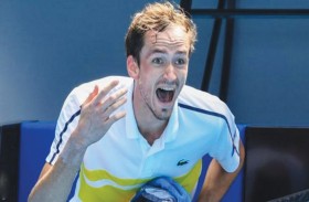 ميدفيديف يعبر بسلاسة في دورة فلاشينغ ميدوز  