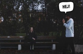 مدينة سويدية تدشن حملة لتبادل التحية بين السكان