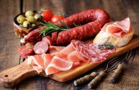 كيف يسبب تناول اللحوم الحمراء الإصابة بالخرف؟