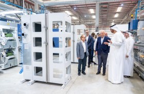 وزير الصناعة يفتتح مصنع «ستاندرد تيرف» ويزور منشأة تصنيع سيارة «ربدان» الإماراتية الرائدة