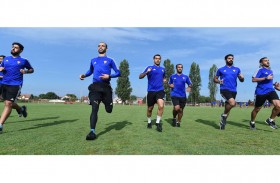 الروسي إيفانوف يُحاضر الحكام في معسكر صربيا