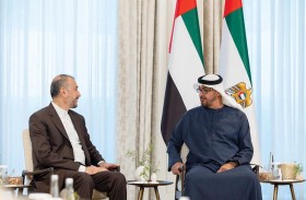 رئيس الدولة يبحث مع وزير خارجية إيران العلاقات الثنائية وعددا من القضايا الإقليمية والدولية 