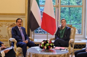 صقر غباش يعقد جلسة مباحثات مع رئيسة الجمعية الوطنية الفرنسية