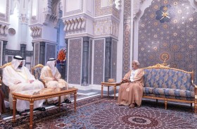 سلطان عُمان يستقبل حمدان بن محمد