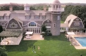 حقيقة مذهلة وراء قصر مسلسل نتفليكس «Sirens»