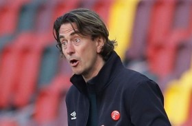 فرانك يمدح جماهير برنتفورد وأرتيتا لن يشتكي