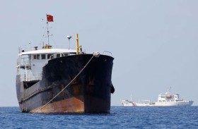 مانيلا وبكين تتبادلان الاتهامات في مواجهة ببحر الصين 