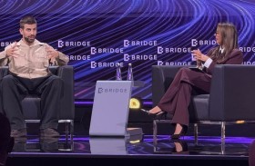 «جيرارد بيكيه» يعلن من «بريدج 2025» توسع «دوري الملوك» عالمياً