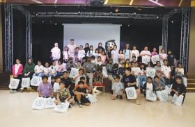 شرطة دبي تنظم فعاليات توعوية وترفيهية لطلبة الأنشطة الصيفية