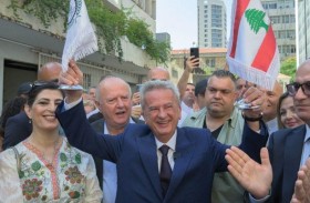 أميركا وكندا وبريطانيا تفرض عقوبات على رياض سلامة  