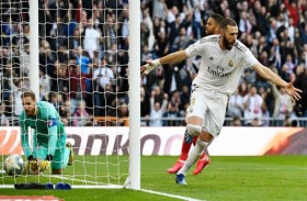 «العلامة الكاملة» شعار ريال مدريد.. وأهداف ليفاندوفسكي ترفع سقف طموحات برشلونة