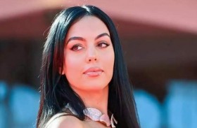 جورجينا رودريغيز تشارك صورها الأولى في البندقية