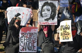 بسبب الرئيس البرازيلي.. تظاهرات رغم كورونا