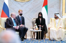 محمد بن راشد يستقبل رئيس وزراء روسيا الاتحادية  