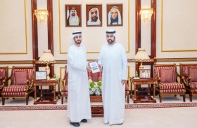 ولي عهد الفجيرة يطلع على جهود الهيئة العامة للشؤون الإسلامية في نشر الوعي الديني