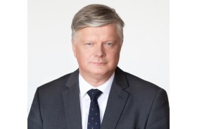 ويؤكد : السعودية تلعب دورا أساسيًا مهماً في التجارة العالمية  