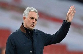 مورينيو يستعين بهدف قديم لقيادة هجوم روما