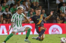 جيرونا ينتزع التعادل من ريال بيتيس بدوري إسبانيا 