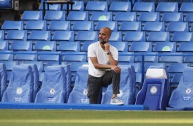 غوارديولا يؤكد تكريم سيتي للبطل ليفربول 