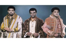 وفاة مؤسس فرقة ذي أيسلي براذرز