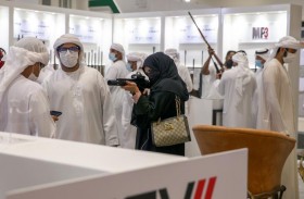 المرأة تُعزّز حضورها الفاعل في معرض أبوظبي الدولي للصيد والفروسية 