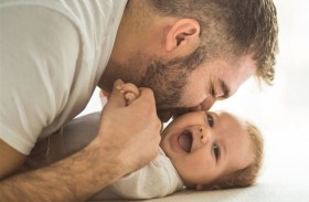 الأبوة تغير عقول الرجال.. دراسة تقدم رؤية جديدة