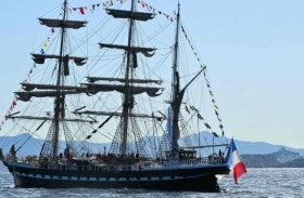 الشعلة الأولمبية تصل الشواطئ الفرنسية 