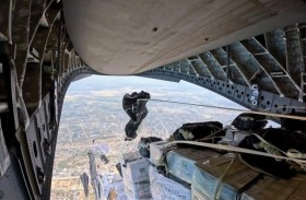 طيور الخير تنفذ الإسقاط الجوي الـ13 للمساعدات الإنسانية شمال غزة