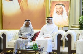 ولي عهد أبوظبي يقدم واجب العزاء في وفاة مهرة بنت خالد آل نهيان