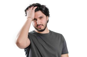 محمد فضل شاكر: والدي تعرّض للظلم.. وعودته إلى الغناء باتت قريبة