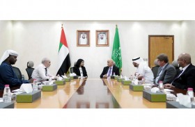 جامعة الشارقة تستقبل وفدًا من مركز الشارقة لريادة الأعمال (شراع)