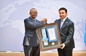 رئيس غينيا بيساو أول رئيس دولة إفريقية يزور مقر الإنتربول ويحصل على أرفع تكريم