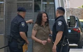 تقتل طفلها لتذهب في عطلة